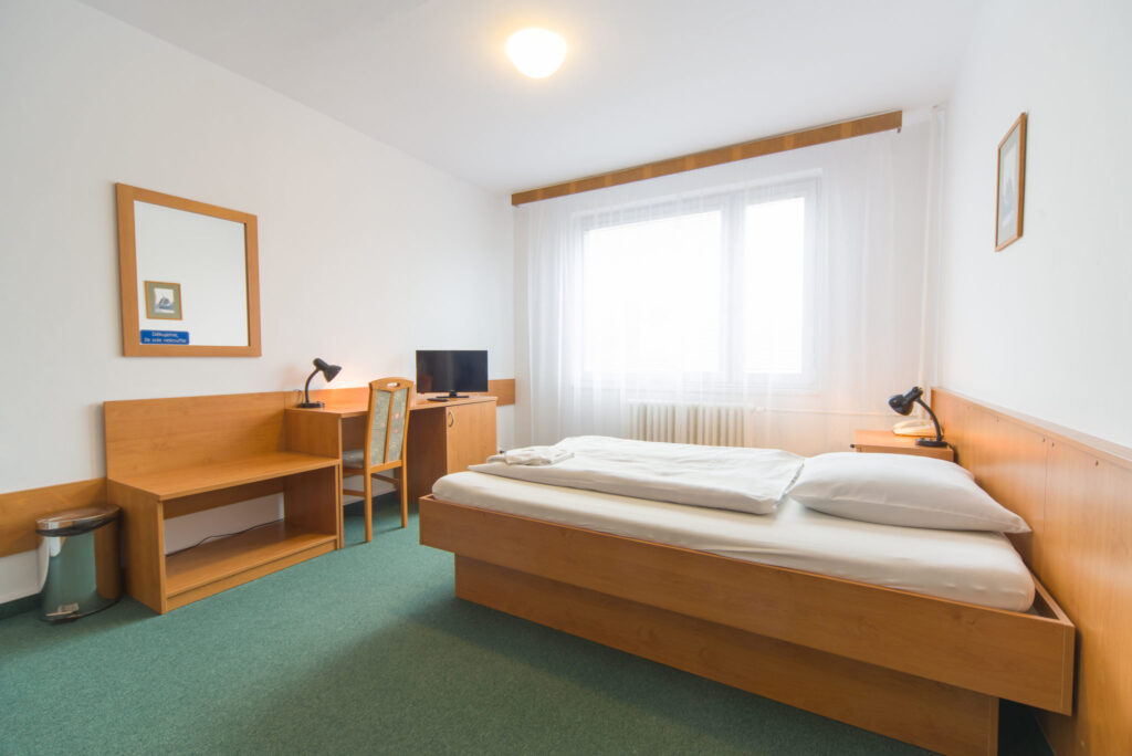 jednolůžkový pokoj - hotel Pardubice